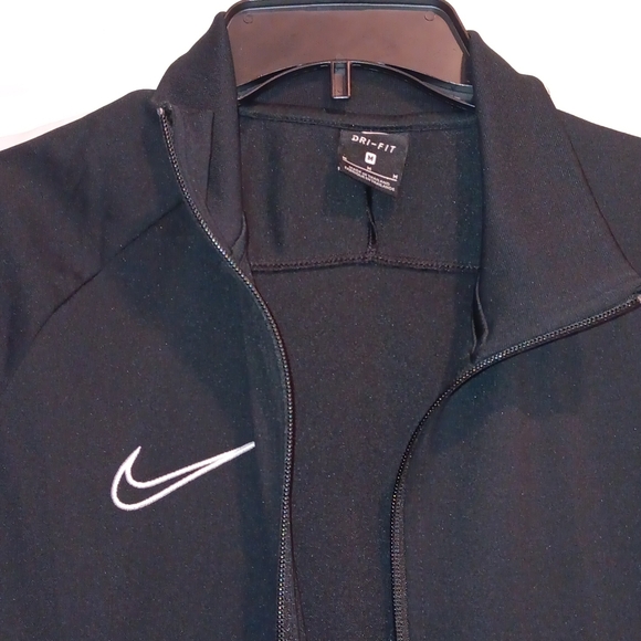 Jacket - Picture 3 of 5